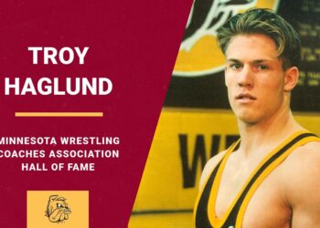 Former Bulldogs wrestler inducted into hall of fame